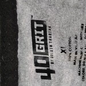 40 grit by Duluth trading long sleeved gray shirt